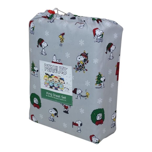 Snoopy Peanuts Christmas King Sheet Set By Berkshire Gray Holiday Wreath - Picture 7 of 8